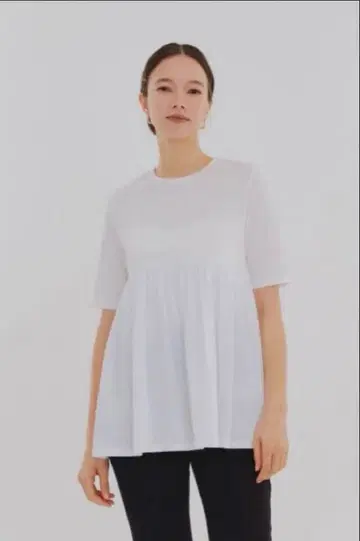 yori 요리 플레어 개더 티셔츠 화이트
