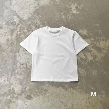[짧은 기장] 화이트 T셔츠 그런지 00s 구제 의류 루드 계열 M사이즈