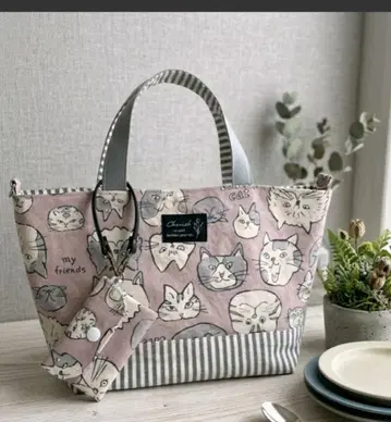고양이 패턴 토트백 밑단 절개 미니 파우치 포함