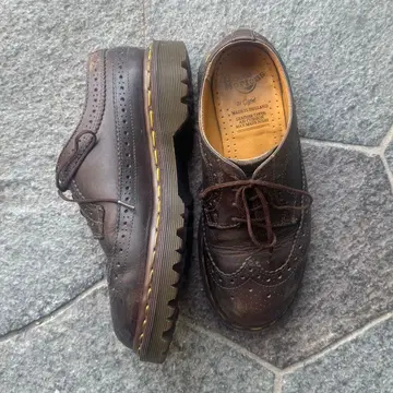 Dr.Martens 잉글랜드제 가죽 신발