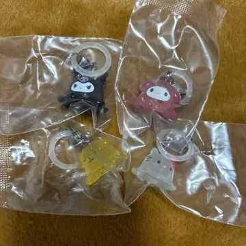 산리오 캐릭터즈 멘다코 메지루시 액세서리 키티 쿠로미