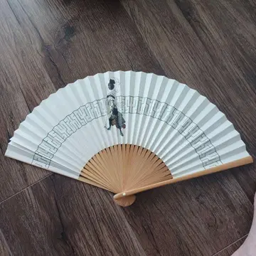 루조 이이다 씨 부채