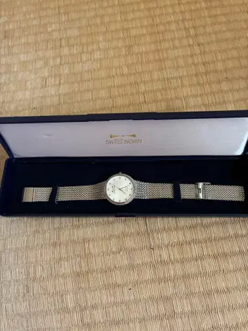 80년대 스위스 혼 쿼츠 SWISS HORN FIVE STAR 손목시계