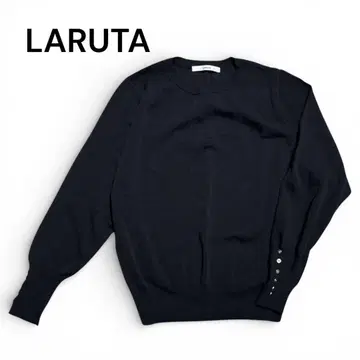[새상품급] 긴팔 니트 블랙 풀오버 소매 쁘띠 버튼 LARUTA