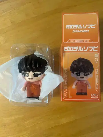 스노우 칠 소프트 비닐 무카이 코지