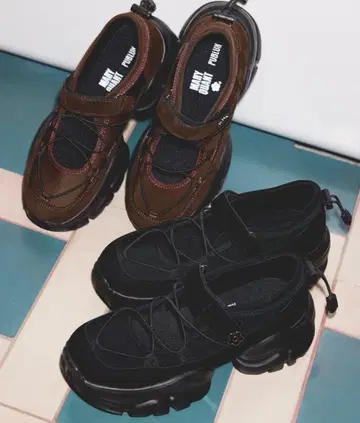 MARY QUANT 크로스코드 발레 스니커즈
