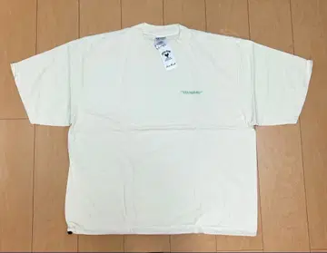 PLUG WORK STANDARD 티셔츠 화이트