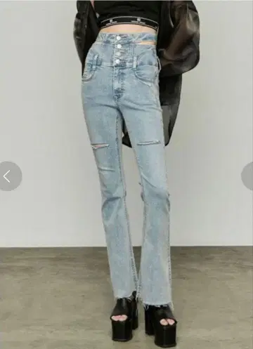 사이드 오픈 하이웨스트 플레어 팬츠
