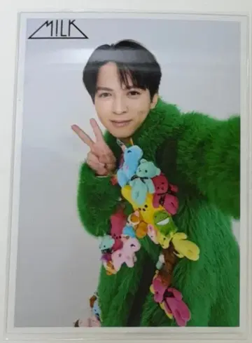 M!LK 63번째 요시다 진토 브로마이드