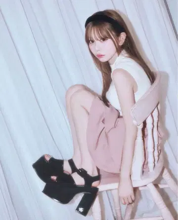 미셸 마카롱 통굽 스웨이드 퀼팅 샌들 M 사이즈