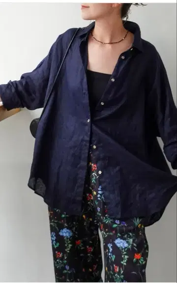 Spick&Span 80 린넨 카슈쿨 빅 셔츠 네이비