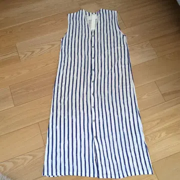 GALERIE VIE 린넨 100% 슬리브리스 원피스