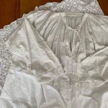1900s 앤티크 처치 스모크