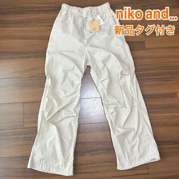 택 포함 새상품 니코앤드 nikoand 2WAY 파라슈트 팬츠 베이지