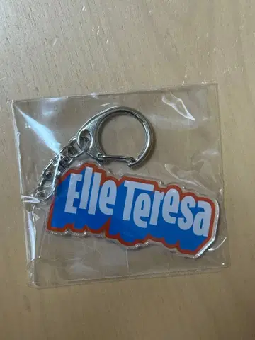 Elle Teresa 아크릴 키링 pop yours2025