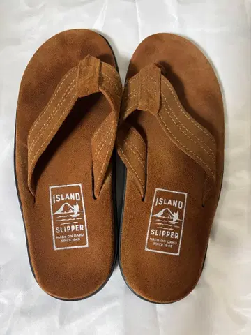 ISLAND SLIPPER 샌들 피넛 브라운 사이즈 8