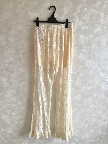 레이스 이지 팬츠 아이보리 밑단 프릴