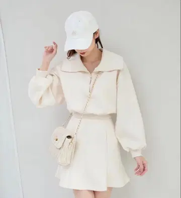 [ 할인 협상 가능 ] MAJESTIC LEGON 하프 지퍼 미니 원피스