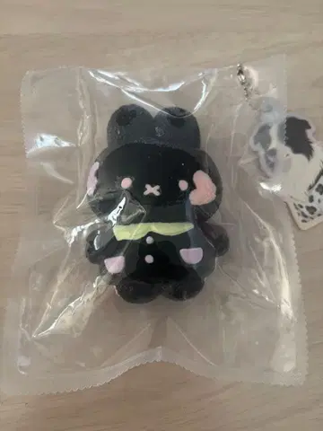 [ 퐁퐁 ] 스퀴즈 블랙 토끼