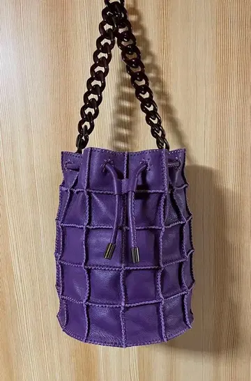 자망 퓌에슈 가죽 복조리 백 미사용 새상품