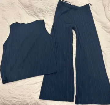 UNIQLO 플리츠 슬리브리스 T 플리츠 스트레이트 팬츠 세트 L 사이즈