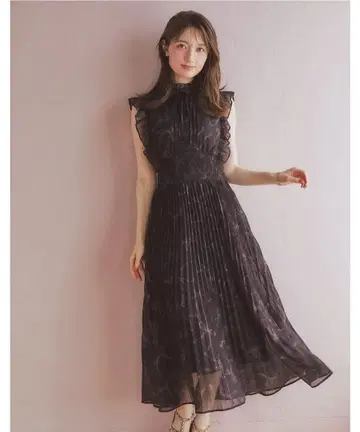 리본 & 프릴 포함 허리 셔링 리본 프린트 플리츠 원피스