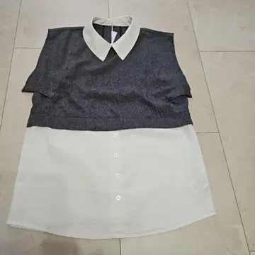 EMODA 카라 부착 도킹 블라우스 새상품 택 포함