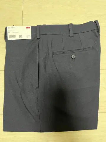 UNIQLO 스마트 앵클 팬츠 M 네이비