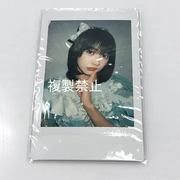CUTIE STREET 이타쿠라 카나 원맨 의상 촬영 폴라로이드
