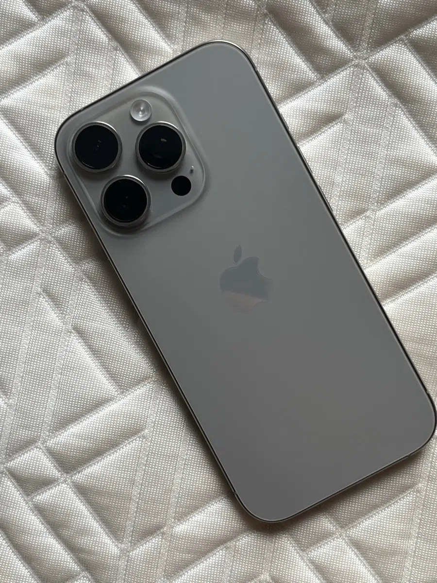 iphone 16 pro natural titanium 256GB 내추럴 티타늄 실버