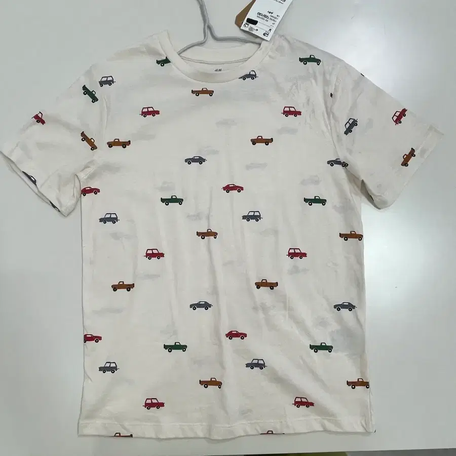 일본 130 6-8Y H&M 남아 자동차 반팔 티셔츠 2장 쌍둥이룩 (새상품)