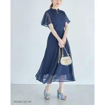 네이비 리본 장식 미니 프릴 넥 양류 쉬폰 원피스 토코 클로젯