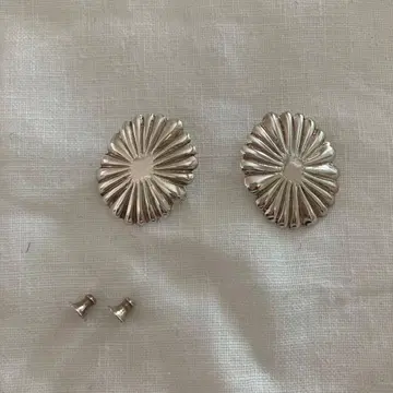 accessory mau 귀걸이