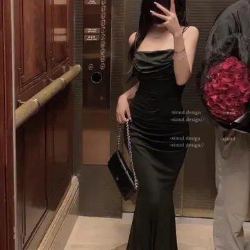카울넥 새틴 롱 드레스 블랙