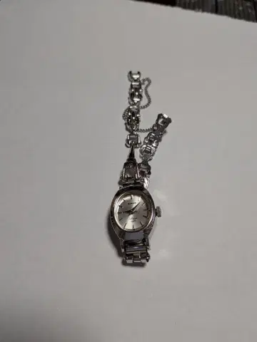 RADO 수동 와인딩 여성용 손목시계 작동하지 않음
