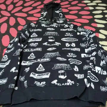 XLARGE 올 패턴 풀오버 후드티 블랙 S 사이즈
