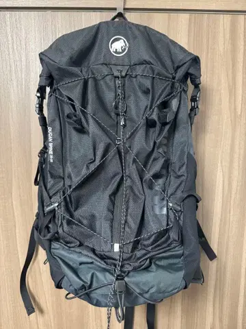 MAMMUT Ducan Spine 28-35 구형 모델