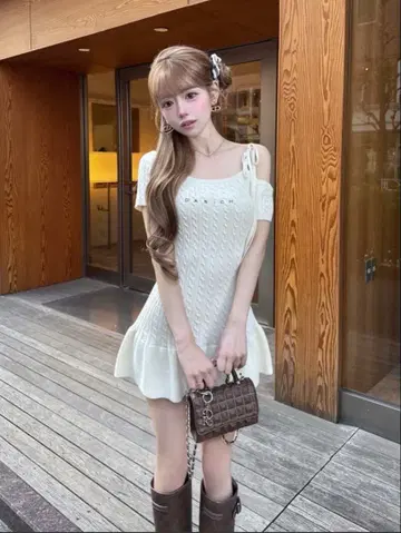 Darich 로고 케이블 원숄 니트 미니 원피스 아이보리 FL