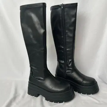 통굽 롱 부츠 블랙