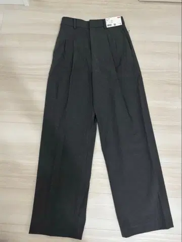 택 포함 새상품 UNIQLO 유니클로 턱 와이드 팬츠 긴 길이 그레이 S