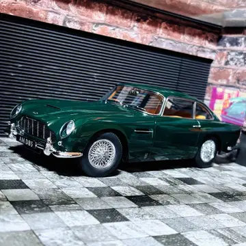 1/18 AUTOart 애스턴 마틴 DB5 1963 컴포지트 개수