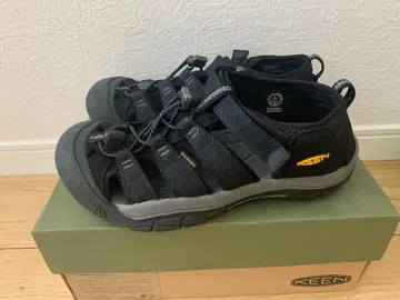 KEEN 샌들 23.5cm