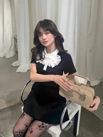 r님 BIBIY. ESME RIBBON TOP
