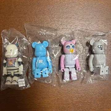 BE@RBRICK 베어브릭 4체 세트