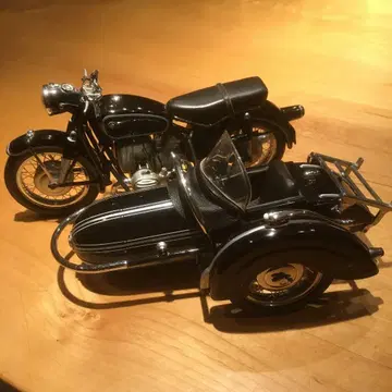 1/10 BMW R60 사이드카
