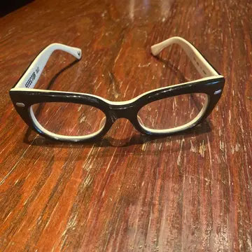 EFFECTOR 퍼즈 안경 블랙 x 화이트