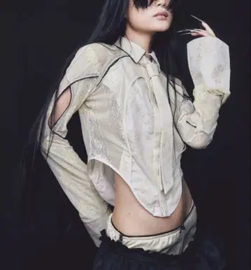 neith. 네이스 클래식 레이스 셔츠 (베이지)