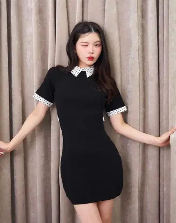 Darich 백 오픈 도트 니트 원피스