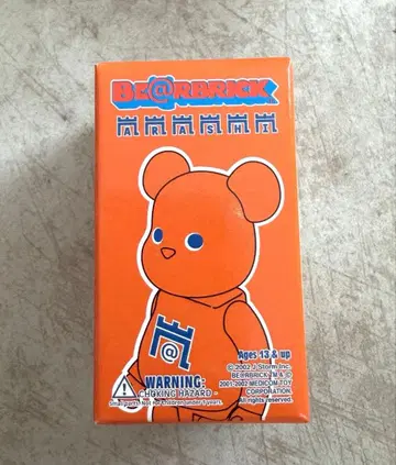BE@RBRICK ARASHI 100% 베어브릭 아라시
