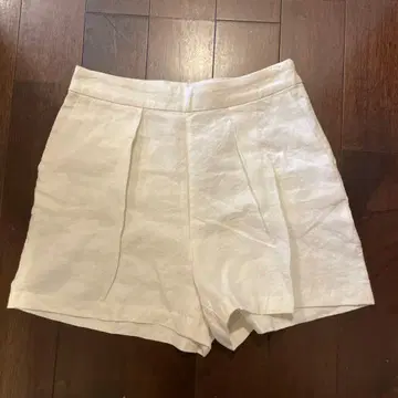 Bonpoint 화이트 린넨 숏팬츠 36